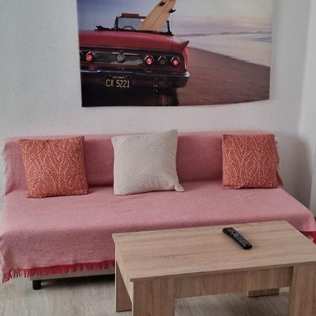 Lovely Three-Bedroom Apartment In Puerto De Sagunt Пуэтро-де-Сагунто Экстерьер фото