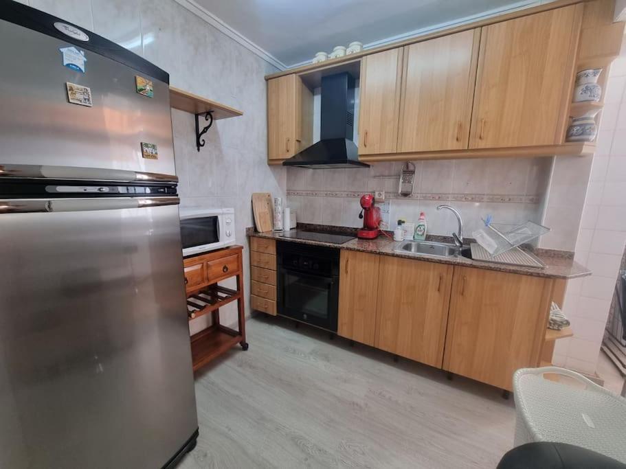 Lovely Three-Bedroom Apartment In Puerto De Sagunt Пуэтро-де-Сагунто Экстерьер фото