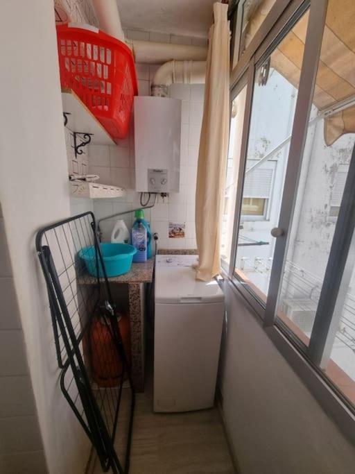 Lovely Three-Bedroom Apartment In Puerto De Sagunt Пуэтро-де-Сагунто Экстерьер фото